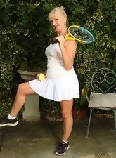 Horny mom stops playing tennis in favor of nude mature women pictures