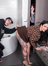 Tattooed Milf Bathroom Fuck Gallery