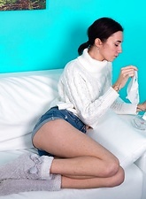 Skinny Hairy Pussy Pictures Gallery