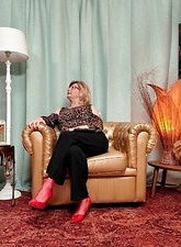 Glasses GILF Gets Fucked Hard Gallery