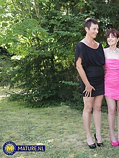 Mature NL pussy pics