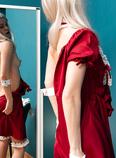 Naked Maid Babe in Spread Pose Pictures